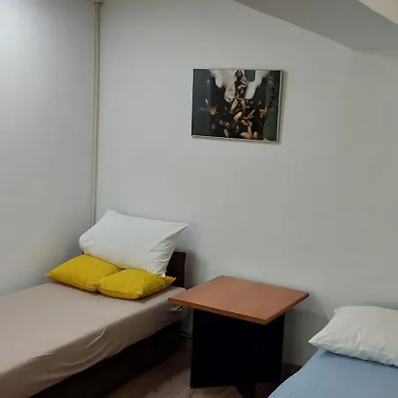 Domus Hostel Üsküp