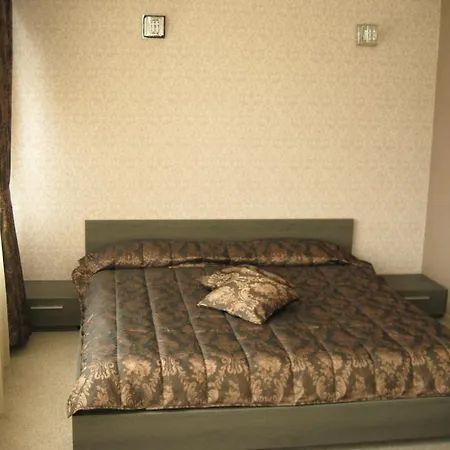 Domus Hostel *
