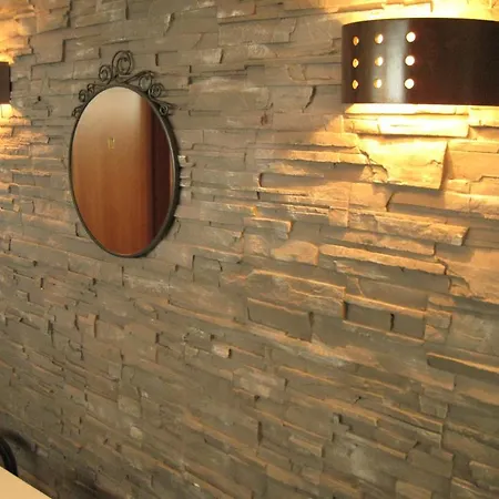 Domus